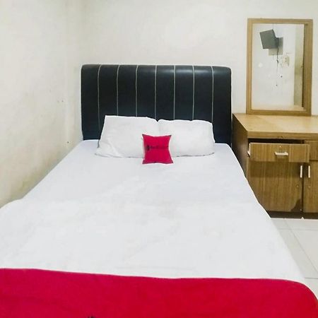 Reddoorz At Jalan Diponegoro Bandar Lampung Hotel Buitenkant foto