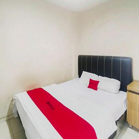 Reddoorz At Jalan Diponegoro Bandar Lampung Hotel Buitenkant foto