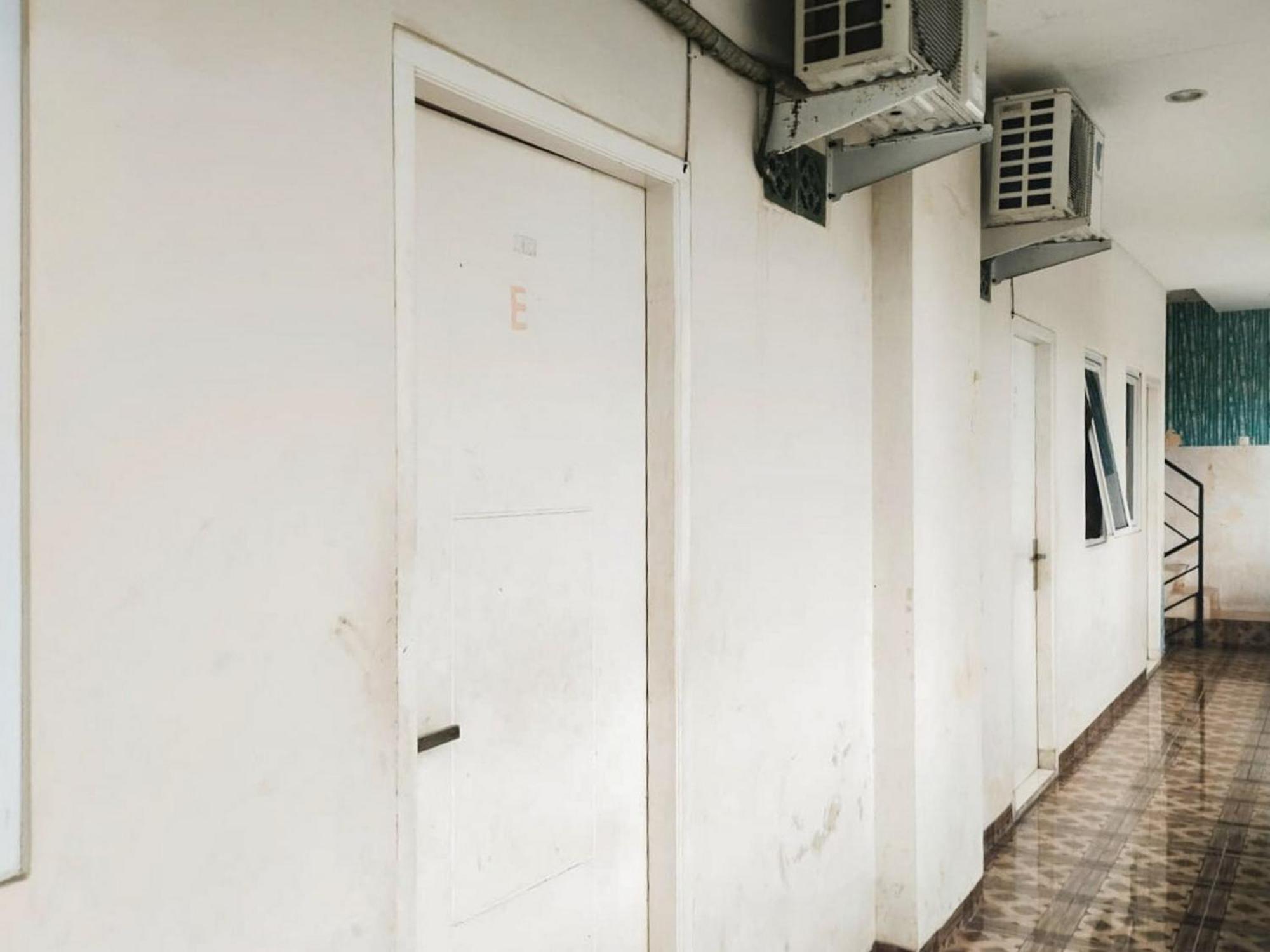 Reddoorz At Jalan Diponegoro Bandar Lampung Hotel Buitenkant foto