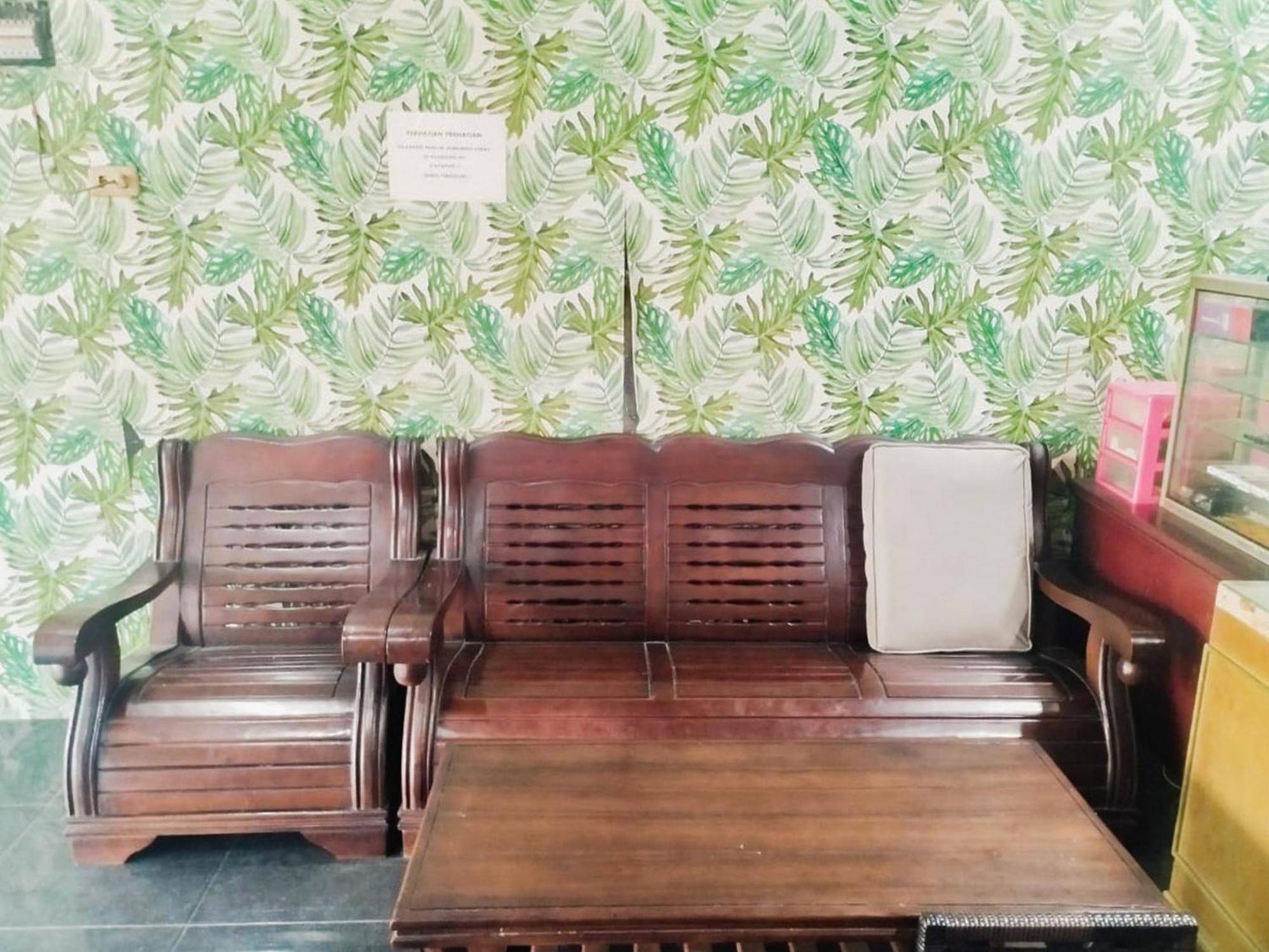 Reddoorz At Jalan Diponegoro Bandar Lampung Hotel Buitenkant foto