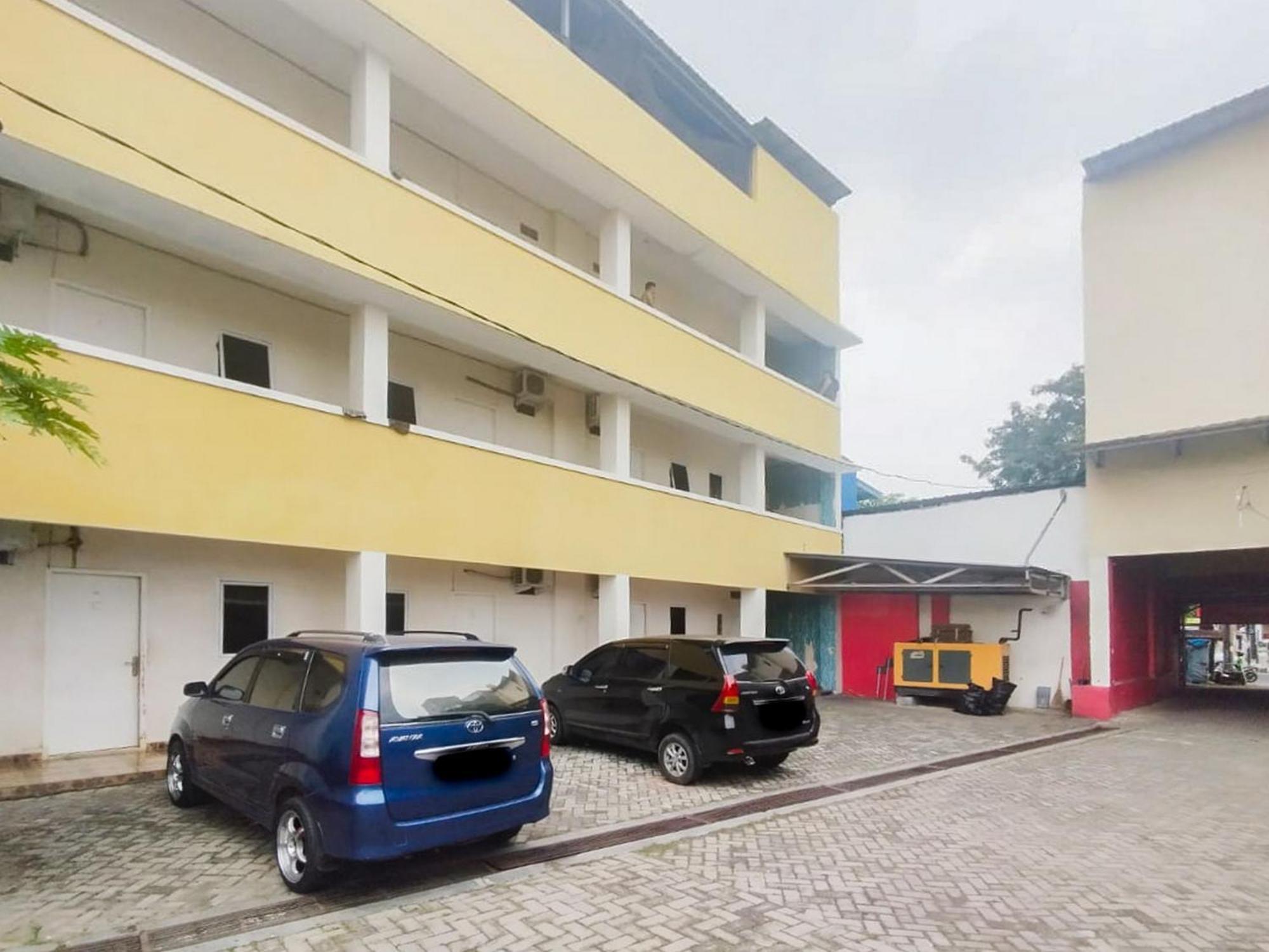 Reddoorz At Jalan Diponegoro Bandar Lampung Hotel Buitenkant foto